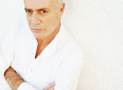 El cantautor Joan Isaac graba un disco en el Auditorio Pau Casals