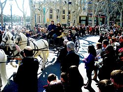11 carruajes y más de 40 caballos participan en los Tres Tombs de Vendrell